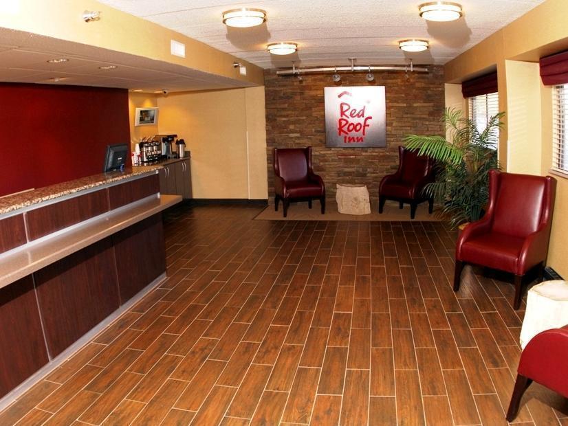 Red Roof Inn Elkhart Exterior photo